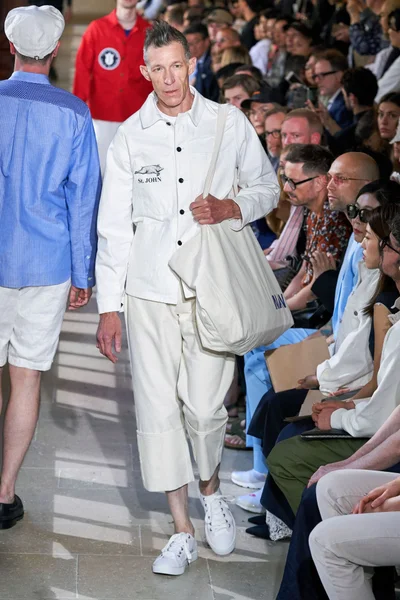 Look 47